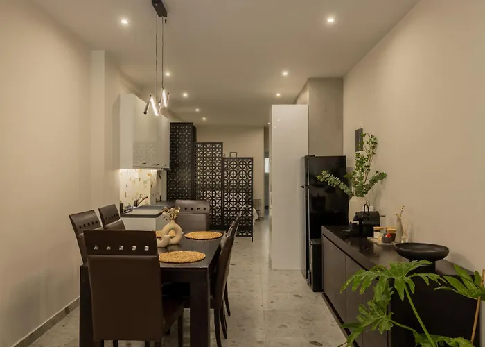 The Urban Nest, By Jo & Key Living - Aristotelous Square