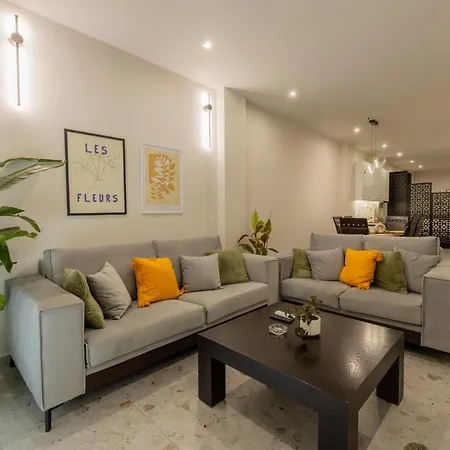 The Urban Nest, By Jo & Key Living - Aristotelous Square *