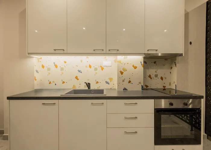 The Urban Nest, By Jo & Key Living - Aristotelous Square Appartamento