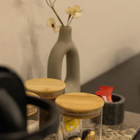 The Urban Nest - Aristotelous Square Салоники