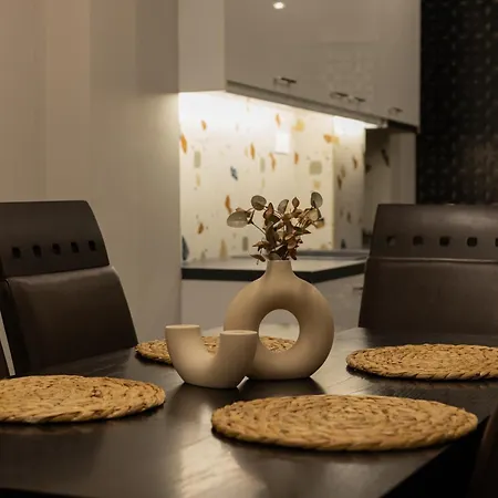 The Urban Nest - Aristotelous Square * Салоники